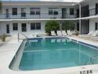 $1200 / 2br - Beautiful Condo on Venice Island (Venice Island) 2br bedroom