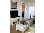 $900 / 1br - 722ft² - Funky One Bedroom, near beach furnished w