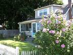 Charming Cottage-Walk to Beach-Mooring-Beautiful Garden-Wood