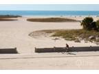 $950 / 2br - Great Beach Front TOTAL GULF Condo in a newer building..