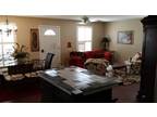 $1100 / 3br - 1600ft² - walk to beach,