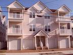 $1000 / 4br - 1800ft² - 4Br/3Ba Townhouse, 1 block to beach/board, Sept.