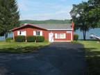 $1200 / 4br - ft² - ** New Listing: Lake Conesus Waterfront Cottage (Geneseo)