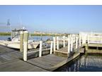 2br - Spacious 2 bedroom townhouse with amazing water view, boat slip