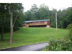 $1180 / 3br - 1700ft² - Lakeview Log Cabin overlooking Lime lake