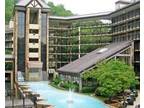 Gatlinburg Town Square - 2 Bedroom Premium Condo