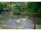 $149 / 2br - 1400ft² - Waterfront Smith Mtn Lake Cottage this weekend