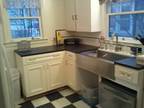 $695 / 2br - 1500ft² - -----Beyond Charming 2 Bedroom Townhouse Oak Floors