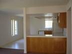 $1250 / 2br - 1100ft² - NEWER SPACIOUS CLEAN and QUIET