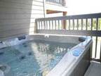 2br - 2 Bedroom Private hot tub sleeps 6 !30% off! (Dillon, Keystone, Summit