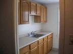 $790 / 1br - MOVE BEFORE THE SNOW!! Very Clean 1 bedroom on 2nd floor (map) 1br