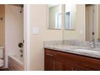 $2085 / 1br - 850ft² - Gorgeous 1 BR Apartment W/ Beautifully Appointed Kitchen