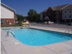 $695 / 3br - 1200ft² - August Move-in - POOL - free cable/util/internet - PARK