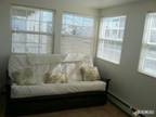 2bed /1 bathroom with sunroom North Brigantine.