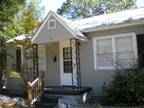 $595 / 2br - 318 South Kilbourne (Rosewood) (map) 2br bedroom