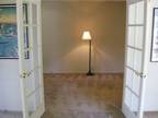 $1717 / 1br - 550ft² - Cant afford a new TV- that's ok- the apt comes with ONE!