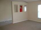 $800 / 2br - 1580ft² - Large 2 Bedroom in Ocala (Ocala) 2br bedroom