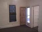 $390 / 1br - 1 Bedroom First Floor, Appliances, Stores, Park