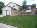 $2290 / 4br - 2300ft² - South Suburban Exec Home Highline Canal Location in