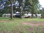 4200ft² - Texas Spanish Ranch Home Estate (Winnsboro, Tx)