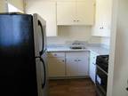 $1695 / 1br - Downstairs, cute fenced patio! Nicely updated!