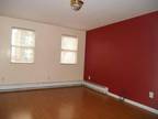 $1150 / 1br - COZY LG 1 BR ON BERGENLINE AVE*2ND FL*EASY TO TRNSP*NO FEE!!!