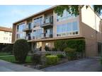 $2795 / 2br - 1350ft² - Completely Remodeled, TOP FLOOR CORNER UNIT.