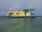 $1200 / 1br - Houseboat in Paradise