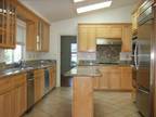 $4300 / 4br - 2264ft² - Gorgeous Mountain View Home Near Downtown