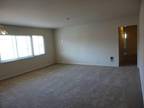 $1958 / 2br - 910ft² - 3rd Floor Apartment with Amazing view and PG&E Paid