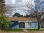 $935 / 3br - La Cresta Area Home for Rent (Tulare/Poplar) (map) 3br bedroom