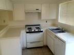2br - Beautiful Two story Town House (Mandalay Beach/Oxnard Shores) 2br bedroom