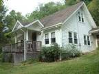 $800 / 2br - Close To Town Location (Boone/Blowing Rock) 2br bedroom