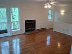 $1100 / 3br - 1300ft² - Spacious upper duplex - a 'must see' (Boone) (map) 3br