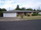 $1150 / 3br - 2BA/ Family Rm/Garage+Storage (2651 Dover Drive- Eugene) (map) 3br