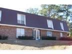 $750 / 2br - 6725 Carnegie St a,b,c,d Mobile, AL 36608 (36608 - TDC Listing) 2br