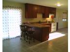 $1300 / 1br - 1 Bedroom Studio - New Granite Kitchen Convenient Location