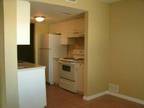 $700 / 2br - 932ft² - Across from the pool! Can't get any better than this /