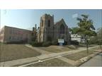 $610 / 1br - 1 Bedroom Apartment in Renovated Church (700 Parkside) (map) 1br