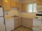 $1200 / 2br - --Spacious Townhouse-Dishwasher-Basement-W/D hookups-Heat & HW----