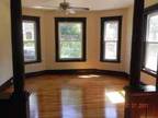 $925 / 2br - Beautifully redone apartment with 2 bedrooms (Worcester