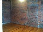 $450 / 1br - Amazing downtown studio! $450/month Exposed brick walls