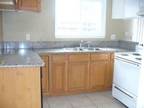 $900 / 3br - Spacious & Affordable Newly Remodeled 3bedroom/ 2 Baths apartment.
