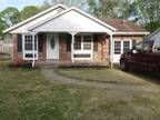 $925 / 3br - Williamsburg Colony Kid/Pet Friendly House with Fenced Yard