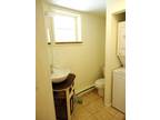 $550 / 1br - 600ft² - Darling garage apt with fenced yard and woods (Candler)
