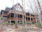 Reduced by $250,000. Beautiful Log Home in Smoky Mountain Retreat!