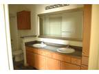 $1560 / 1br - Gorgeous 1 BR 1 BA With Full Size Washer/Dryer Included!