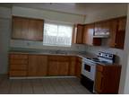 $650 / 2br - 900ft² - 1 Bath townhouse apartment (Oildale) (map) 2br bedroom