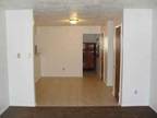 $575 / 2br - 900ft² - Large Pueblo West 2 Bedroom Apt. (687 E.