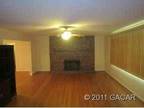 $1400 / 4br - 2592ft² - HUGE home in great location!! Minutes from the